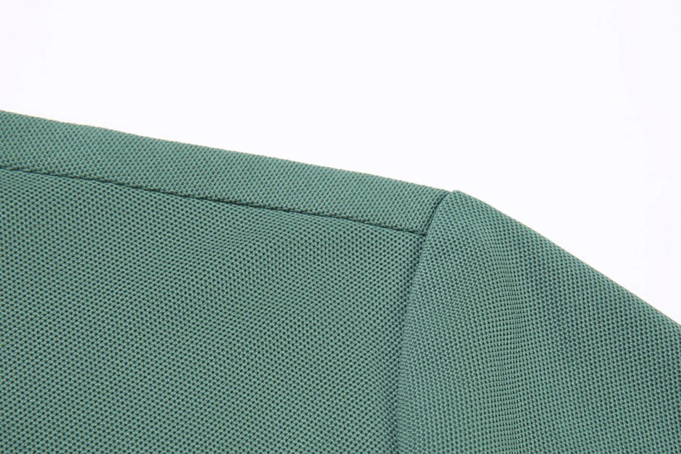 Men’s Elegant Polo Shirt – Excellent Quality